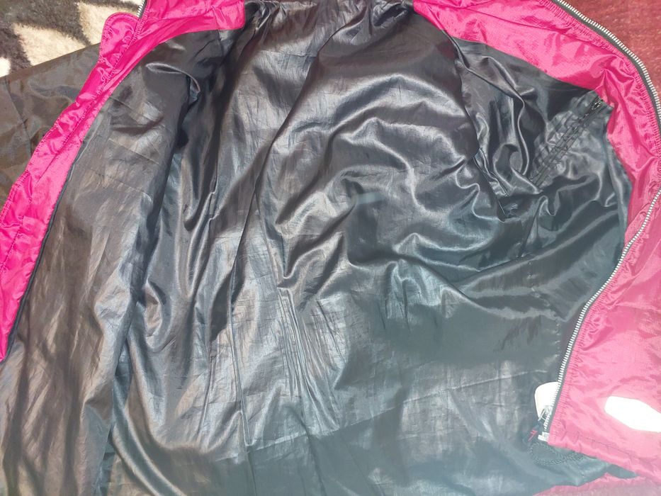 Продам зимову чоловічу курточку