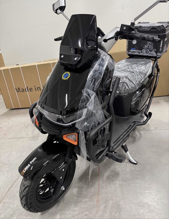 Електромопед / електроскутер BDR1500 DT 72V, до 60 км/год, гарантія 3 роки, шолом у подарунок
