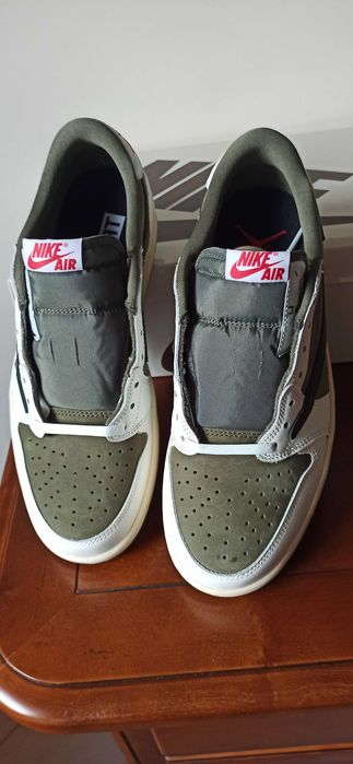 (r. 42,5/ US9) Nike Jordan 1 Retro Low OG SP Travis Scott Medium Olive
