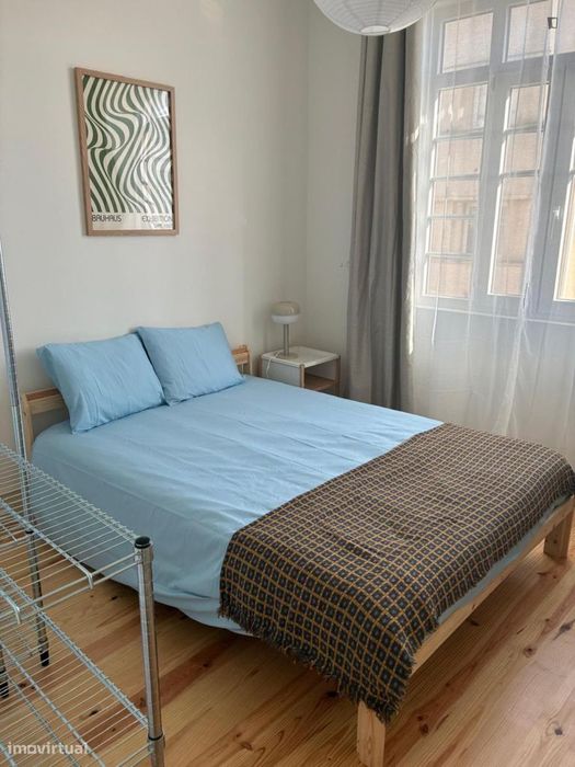 Quarto - localizado em Cedofeita Porto