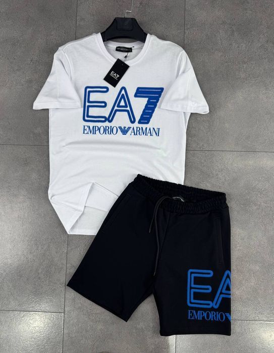 Літній летний  костюм  Armani Exchange  EA7  футболка  та шорти