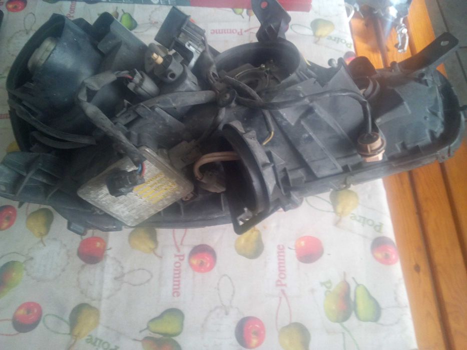 Farol esq. Xénon, Mitsubishi Lancer x de 2008 em diante também  EVO