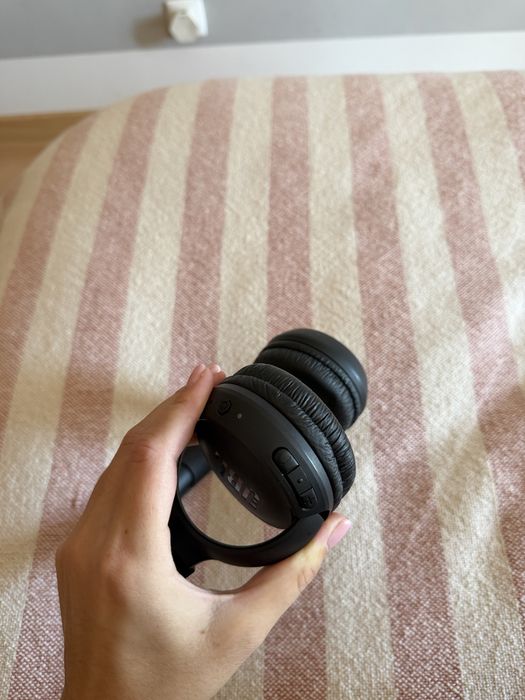 Auscultadores Bluetooth JBL T510