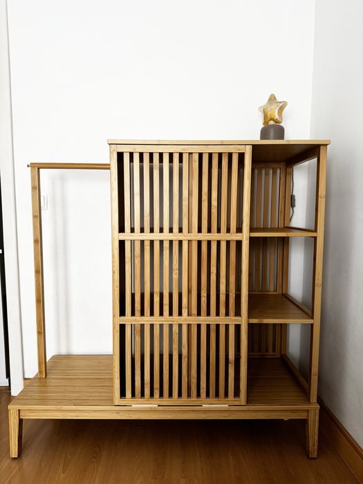 Roupeiro aberto com porta deslizante, bambu, 120x123 cm
