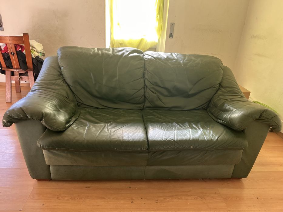 Sofa de Couro Verde