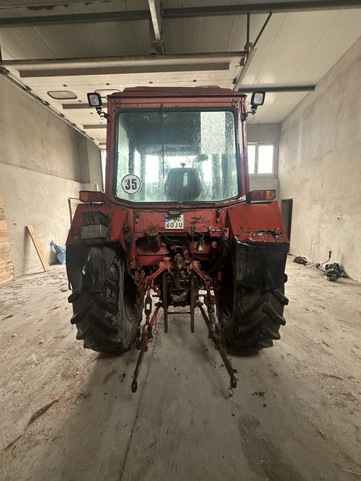 MTZ 82 z ladowaczem czolowym Chief