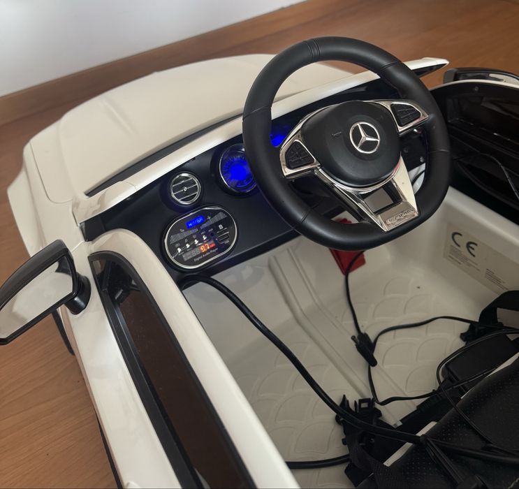 Carro criança elétrico