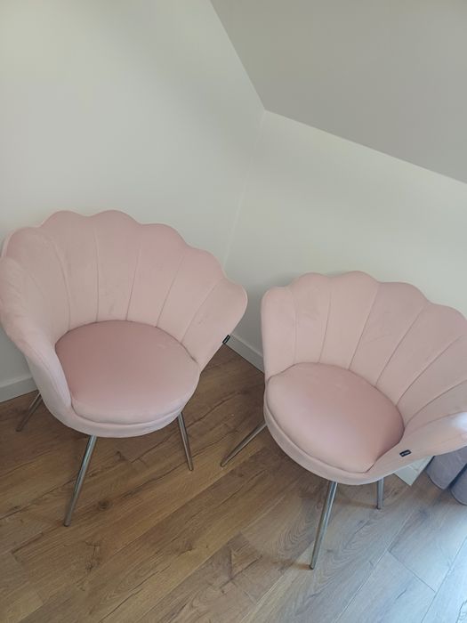 Fotele welurowe muszla