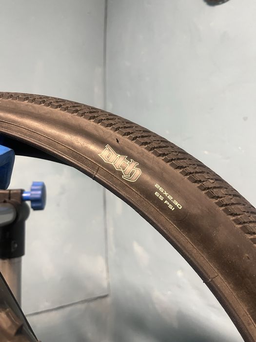 Opony maxxis dth/ikon 26
