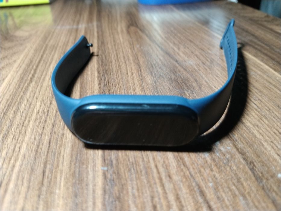 Фітнес-браслет Xiaomi Mi Band в хорошому стані