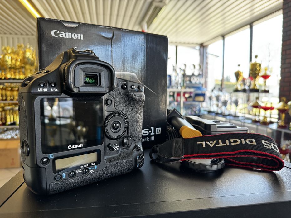 Canon EOS 1D Mark III | Tylko 50 tys. przebiegu! | Stan BDB, Amatorsko
