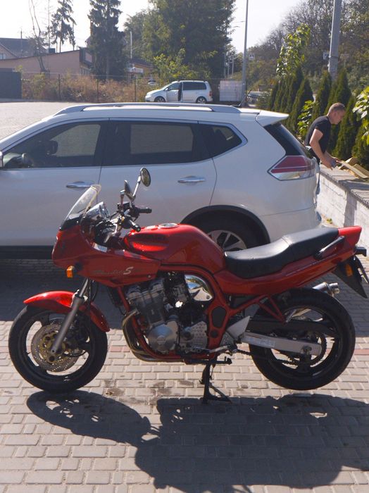 Suzuki gsf600s bandit