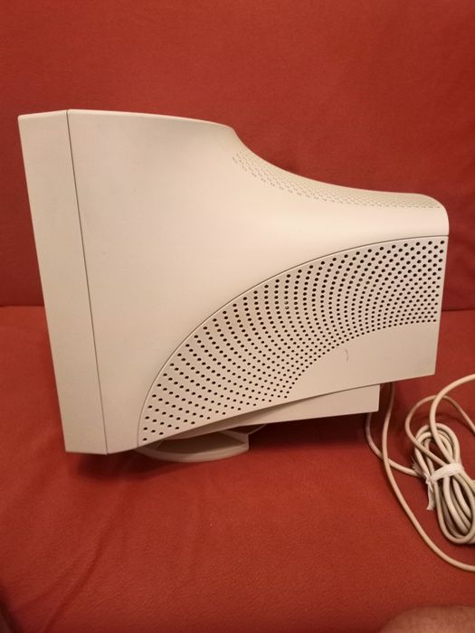 Monitor CRT Samsung SyncMaster 753DFX S warto