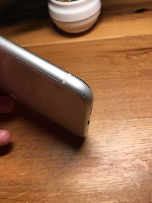 iPhone XR 64gb White