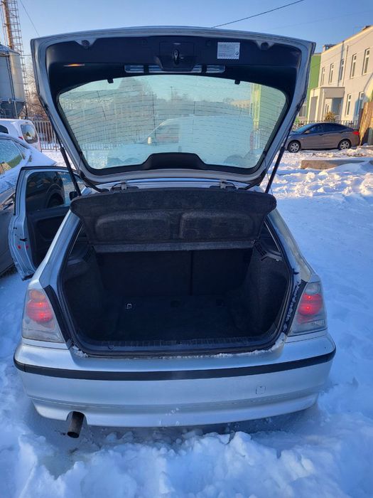 BMW E46 Compact -2003p 1,8 бензин !