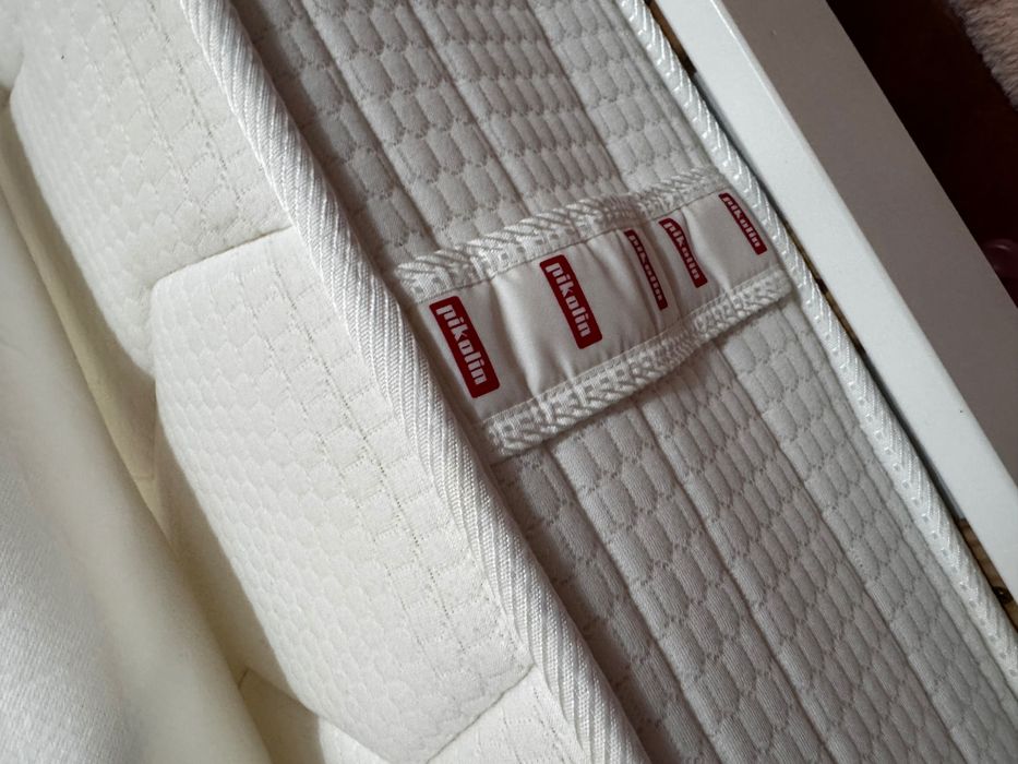 Cama de criança como nova