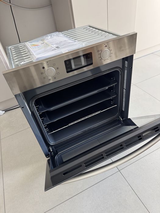 Духова шафа Indesit IO 255HU X нова!