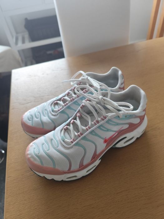 Vendo tênis Nike Air Max Plus tam 38,5