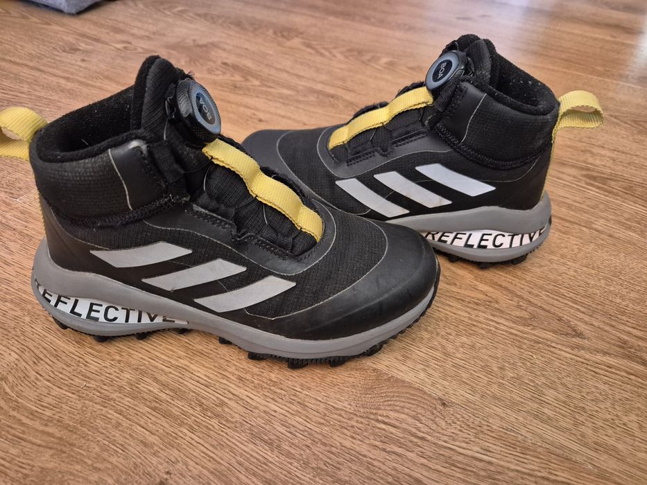 Buty zimowe adidas rozmiar 34