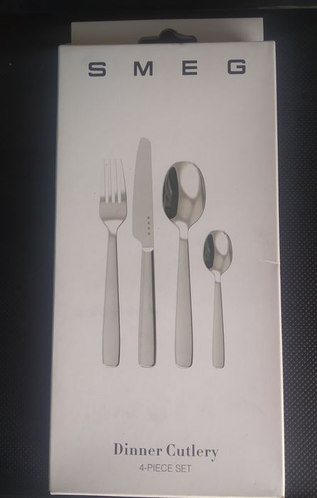 Desde 14,17€ - Conjunto Talheres Jantar SMEG