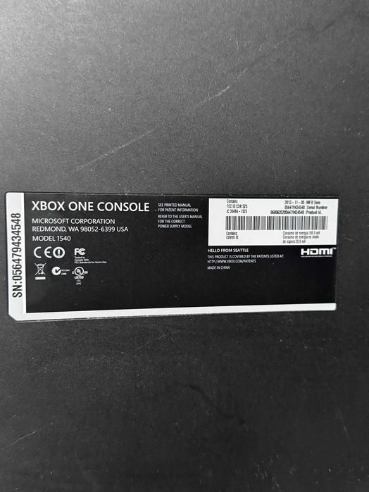 Konsola xbox one + Kinect
