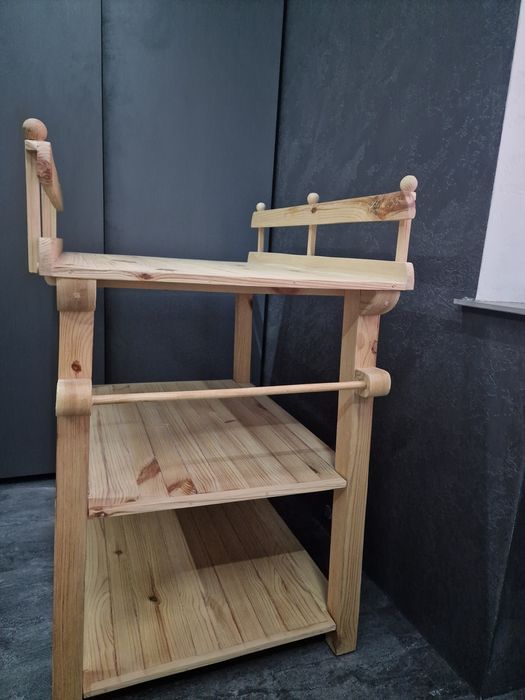 Пеленальный столик