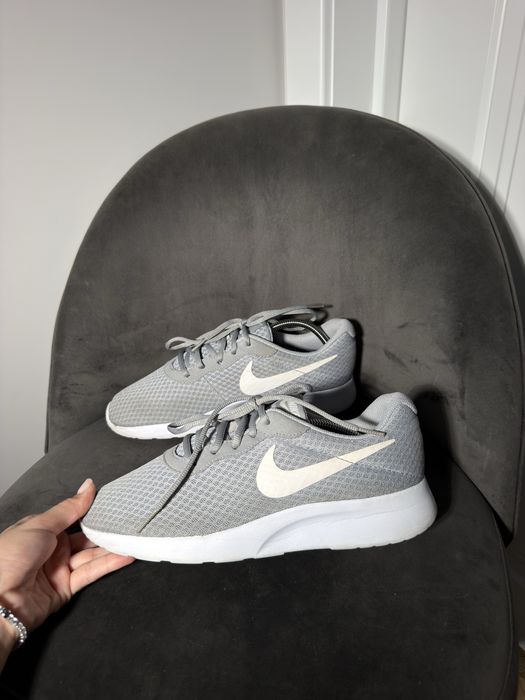 Кросівки жіночі, Nike Tanjun (розмір 39,40) ОРИГІНАЛ