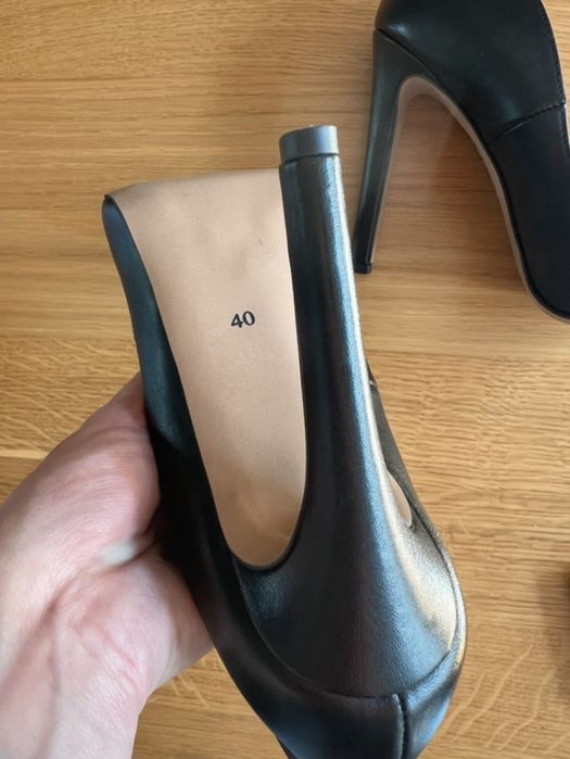 Saway szpilki czółenka model Sol czarne skóra naturalna licowa 40