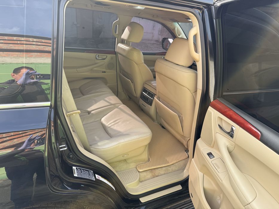 Lexus LX570 2008 года