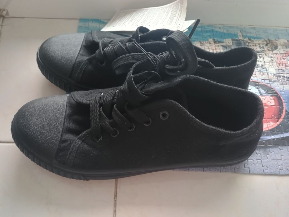 Кеди хлопчачі нові