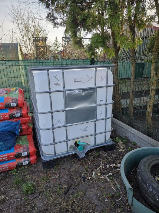 Sprzedam mauzer czysty 1000 litrów