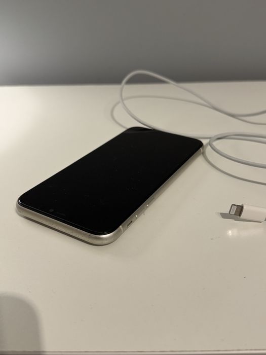 Iphone 11 White 64Gb