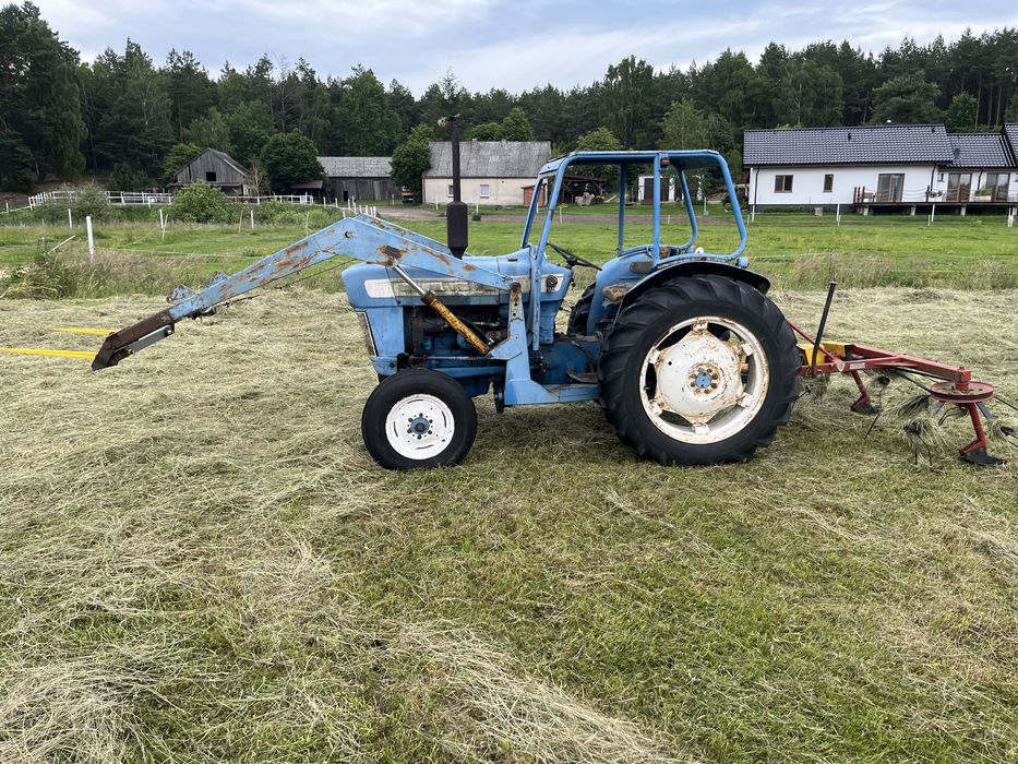 Ford 3000 z Szwecji komplet dokumentow!!!