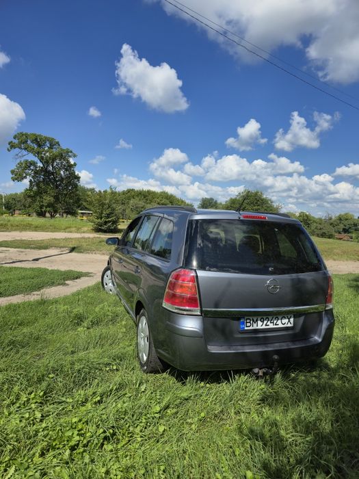 Продам Opel Zafira B