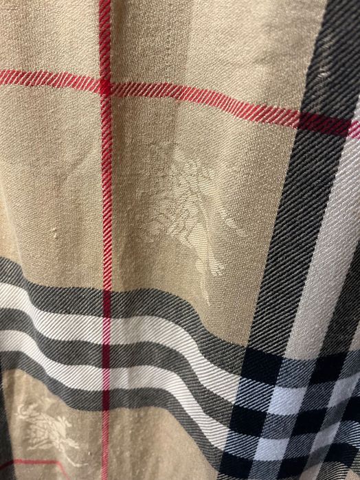 Szal Burberry używany