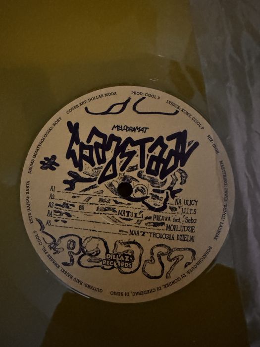 koszulka i vinyl limitowany cpaj stajl melodramat