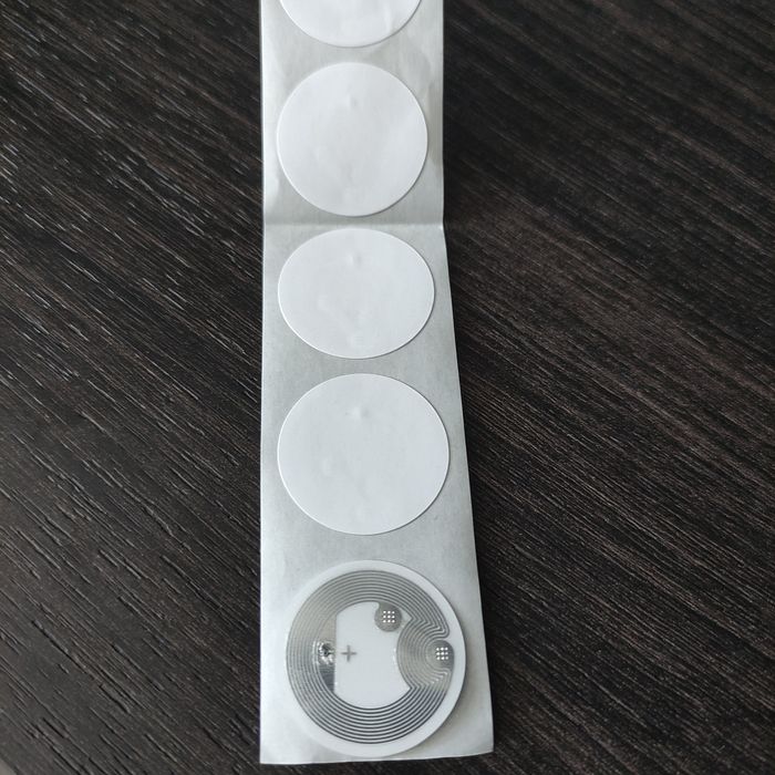 50  шт. Мітка NFC 215  метка NTAG215 наклейка