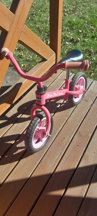 Rowerek biegowy dla dziewczynki