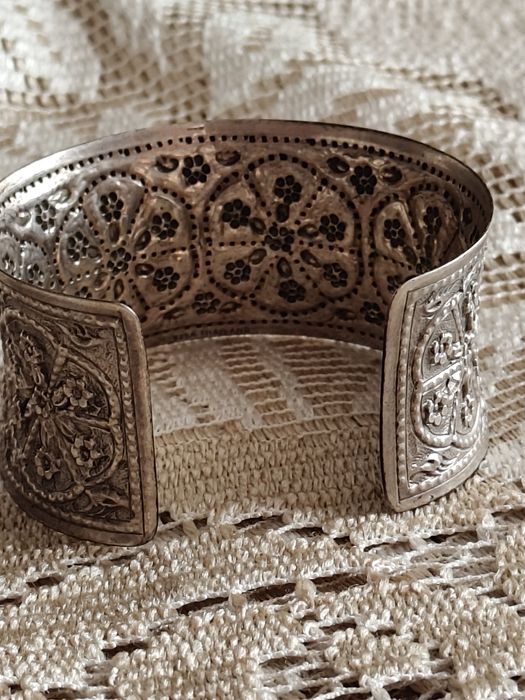 Piękna  bransoletka srebna