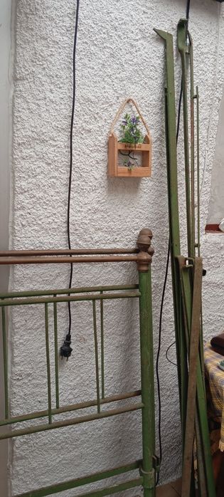 Cama ferro antiga