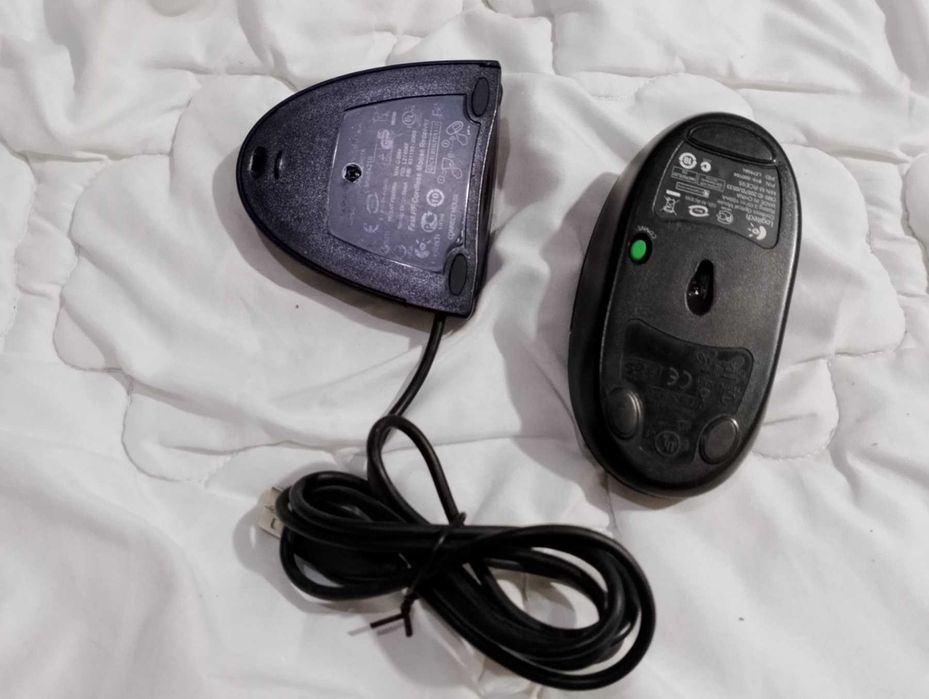 Бездротова оптична мишa logitech