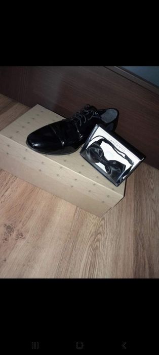 Czarny smoking ślubny (zestaw koszula, buty, mucha, spinki)