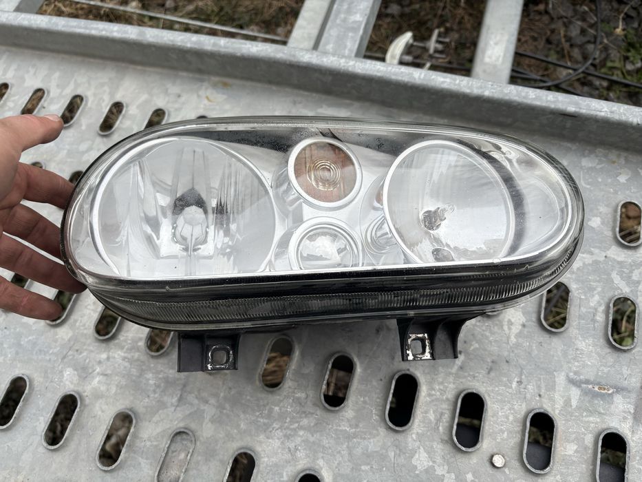 Фари гольф 4 оригінали