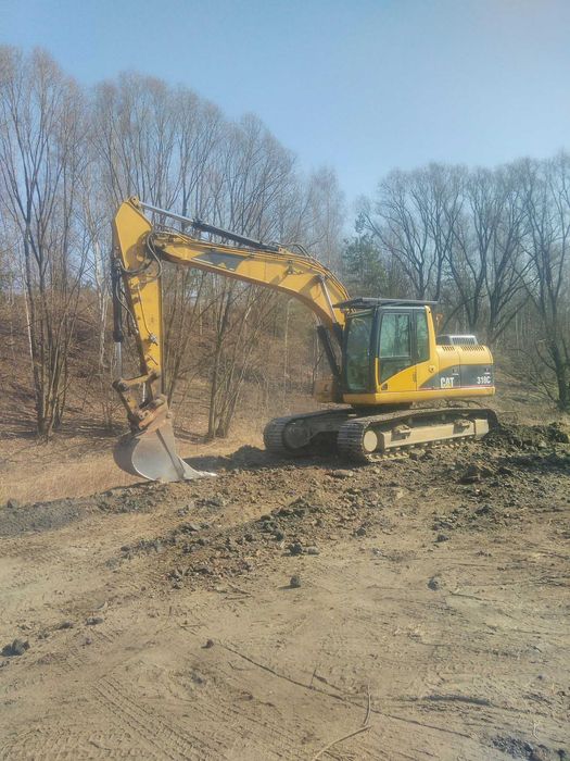 Wynajem Koparka Cat 318c 24 tony, Usługi koparką z operatorem