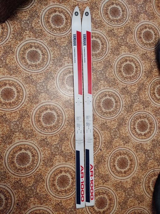 Yamaha лижі склопластикові 150