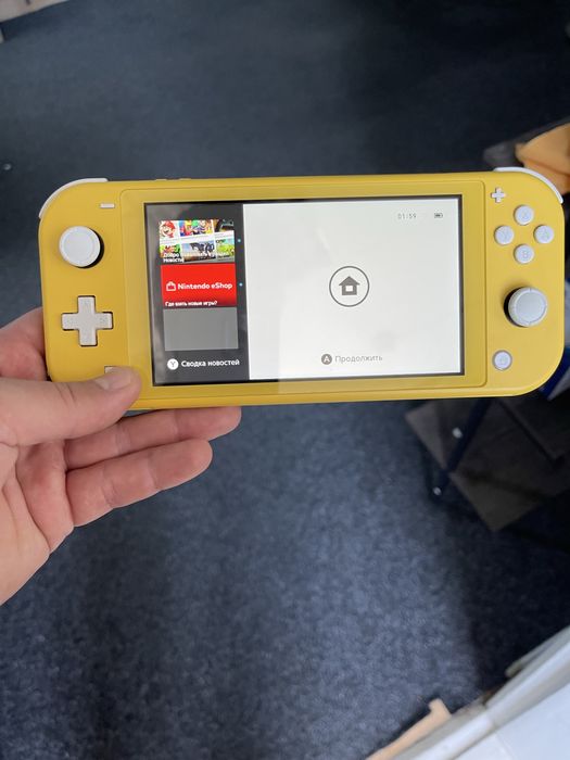 Nintendo Switch lite жовта 128 гб з іграми