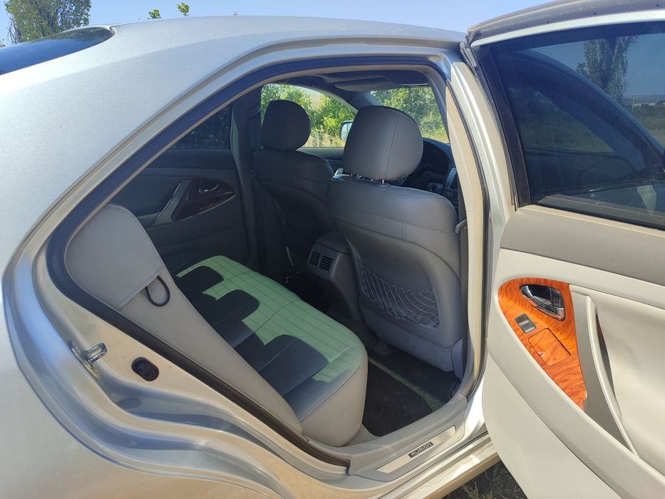 Продам автомобіль TOYOTA AURION