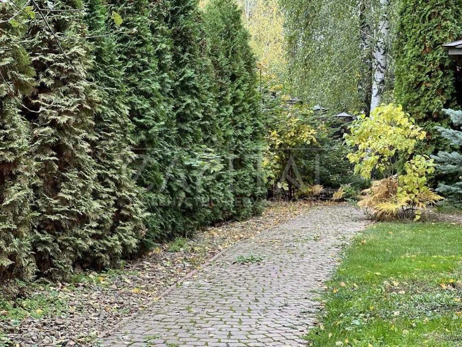 Продаж / Будинок / 299 м2 / Святошинський р-н / шос. Берестейське