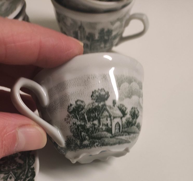 Conjunto de 6 chávenas e pires de café Coimbra S.P.