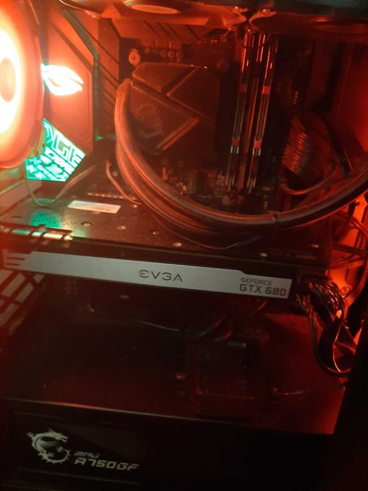 Rog Strix Z390-F-Gaming+Intel Core i9 9900 3.10 ghz